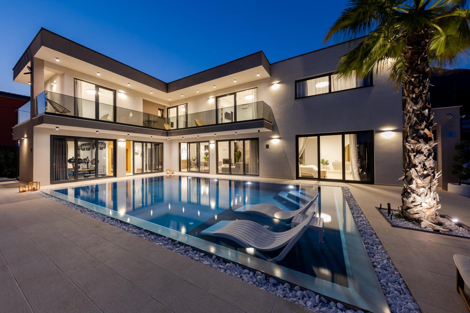 Luxury Villa My Wish With Pool Kaštel Stari Eksteriør billede